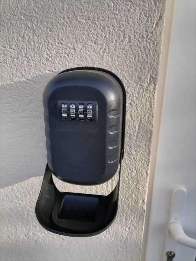 Petite Chambre Tout Confort Acces Independant Алби Екстериор снимка